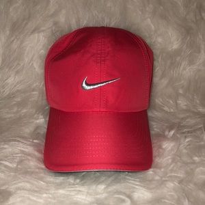 Like New Coral & Silver Nike Golf Hat